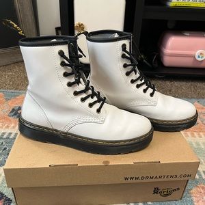 WHITE DR MARTENS